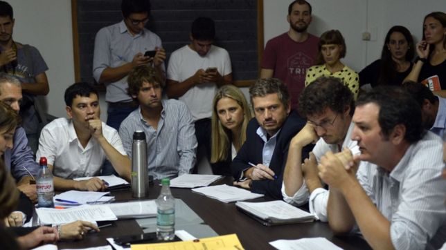 tras cinco horas de discusion, el oficialismo despacho la rendicion de cuentas