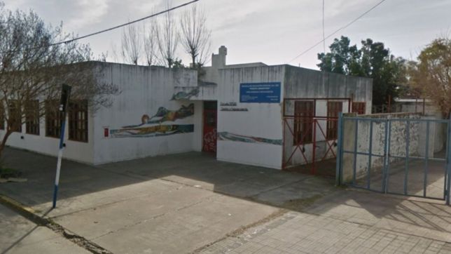 jodansen, ya egrese: entro a robar a su exescuela y dejo un duro mensaje en el pizarron
