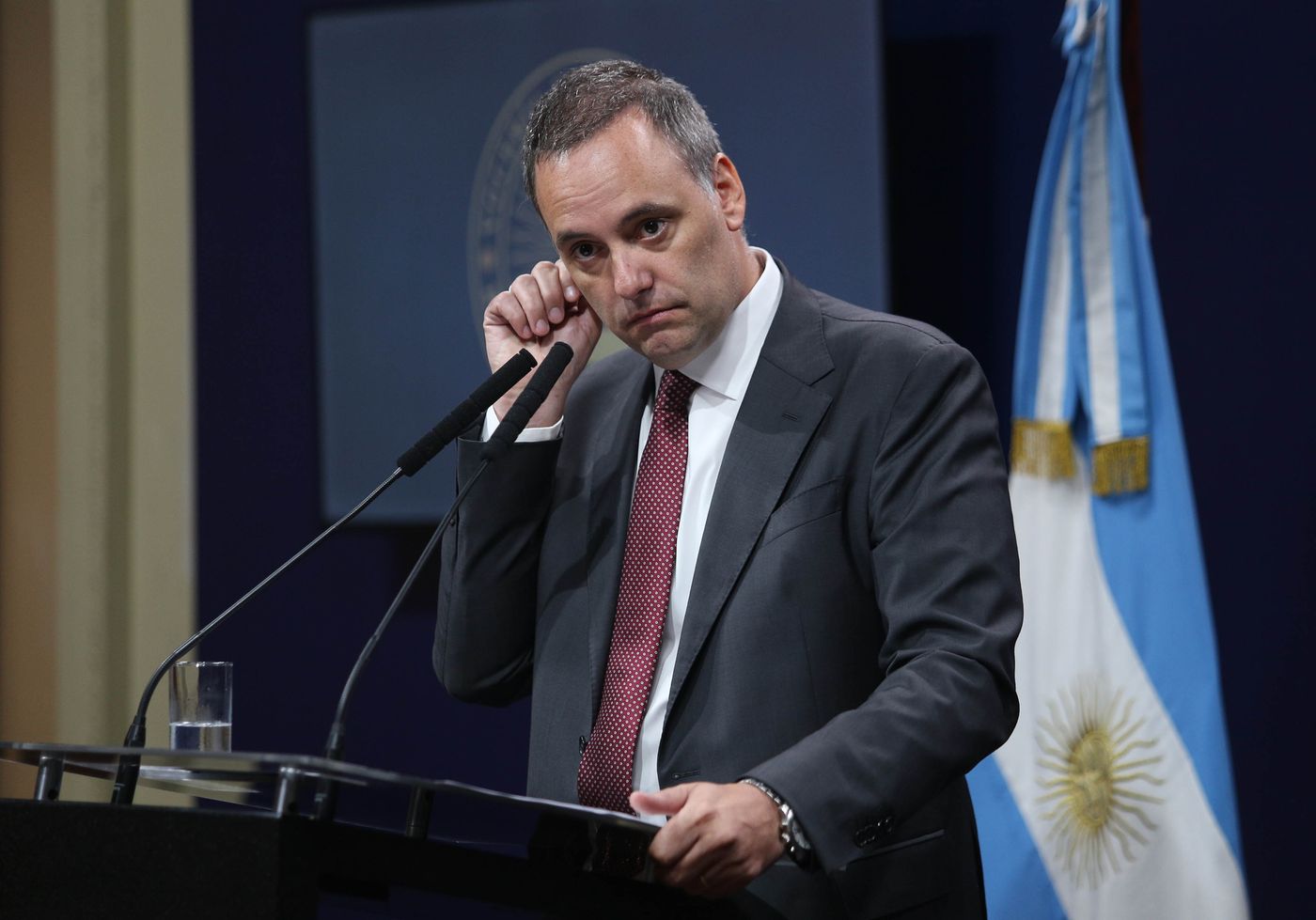 Manuel Adorni (2).jpg