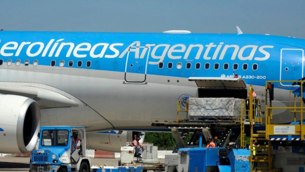 Llegó a Argentina el vuelo de Aerolíneas con más de 220 mil dosis de la vacuna Sputnik V
