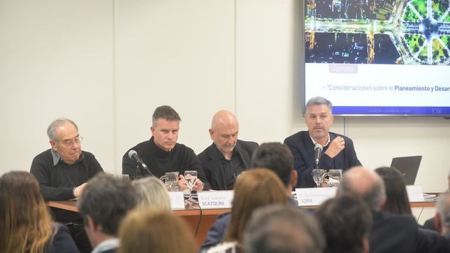 se realizo en la plata la jornada de debate sobre el uso de suelo urbano