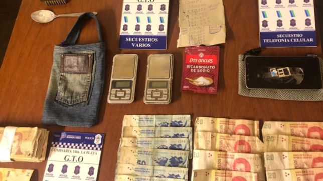 atraparon a dos hermanos narco por vender cocaina y marihuana al menudeo en la plata