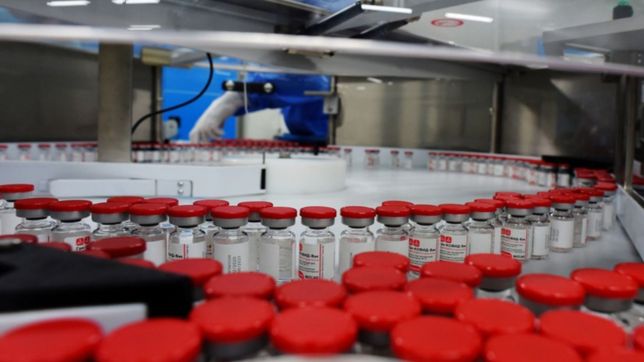 ¿como avanzan las negociaciones de provincia para comprar vacunas contra el covid?