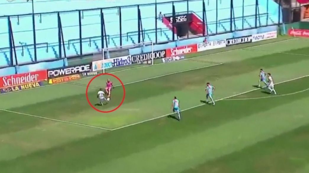 VIDEO: Así fue el golazo anulado que hizo estallar a todo Gimnasia ante Arsernal