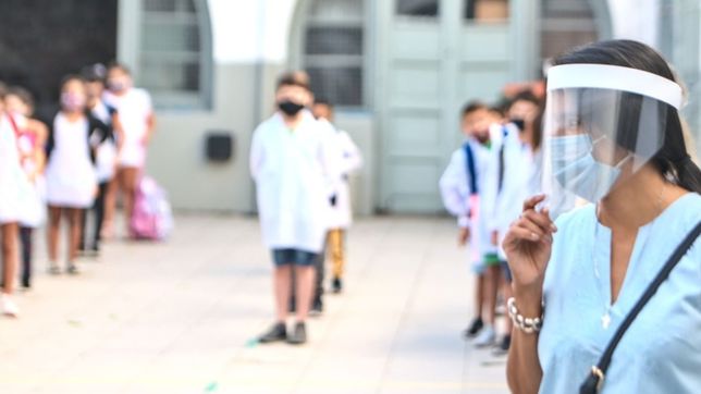 calendario escolar 2022: comienzo de clases, feriados, vacaciones y cierre de ciclo