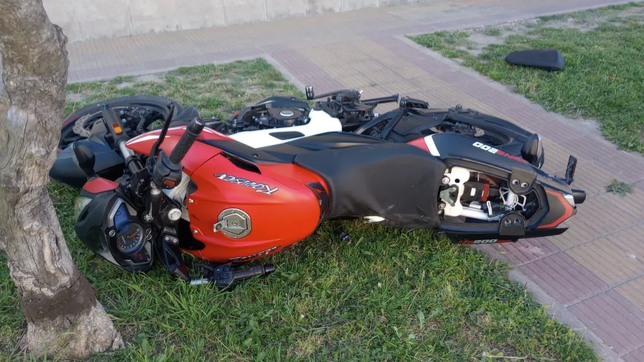 murio un joven de 20 anos que habia chocado con una moto en berisso
