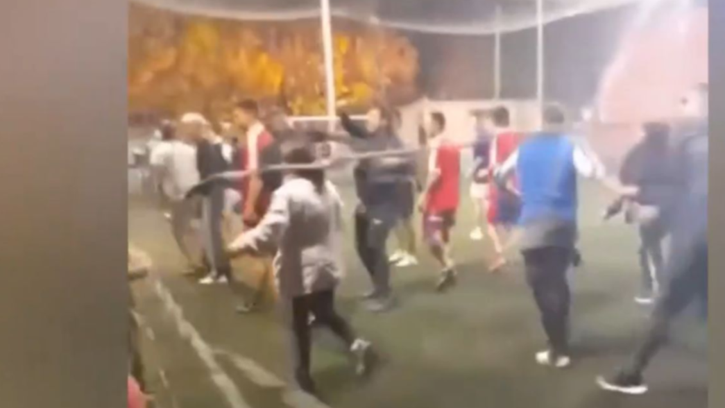 VIDEO: Tras el escándalo en la Liga Amateur, golpearon a otro árbitro en La Plata