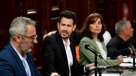 el concejo creo una nueva distincion y hubo una fuerte polemica el concejo creo una nueva distincion y hubo una fuerte polemica