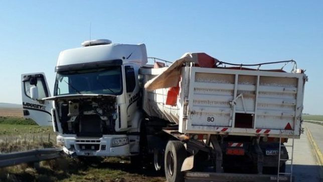 un camionero platense murio en un brutal choque a la altura de olavarria