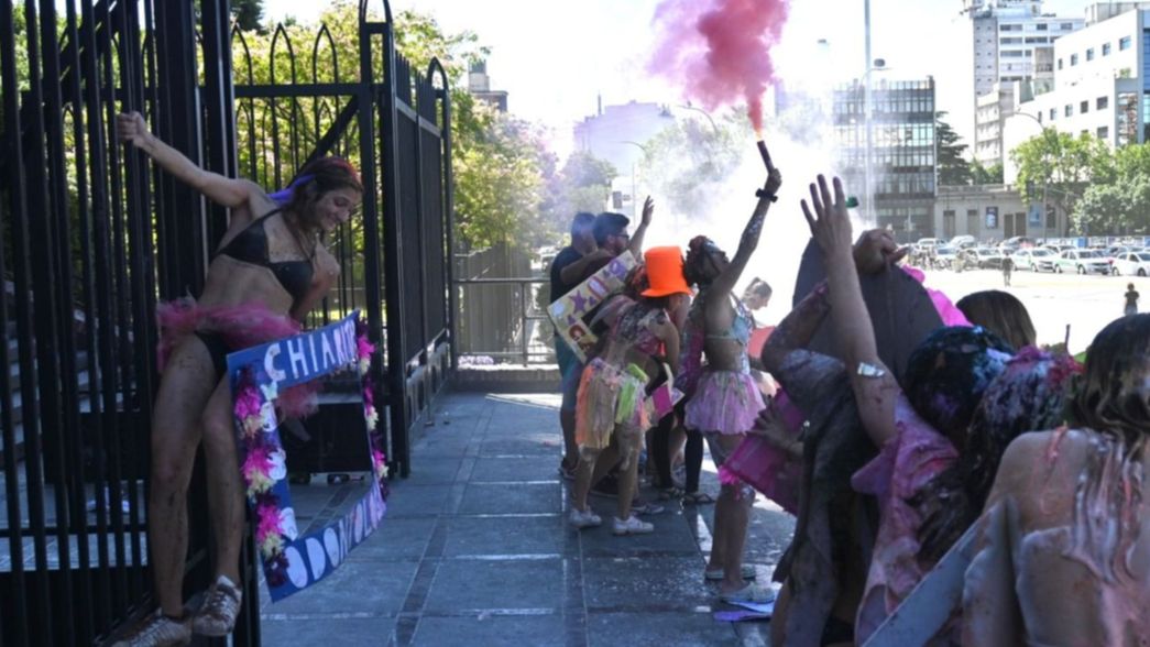 Espuma, serpentina y más: ¿cómo serán las recibidas en el festejódromo de La Plata?