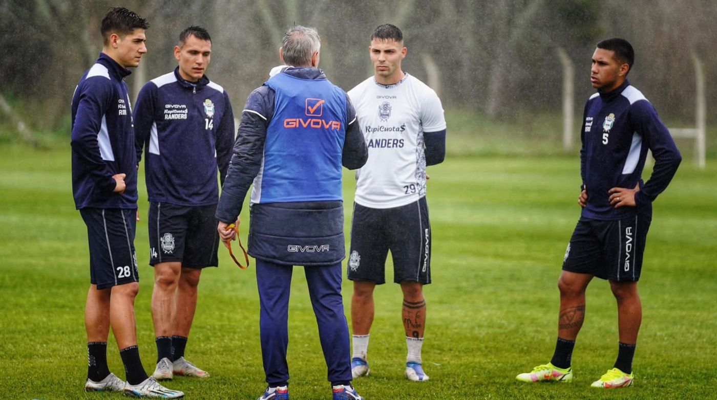 Entrenamiento Gimnasia Madelón.jpg