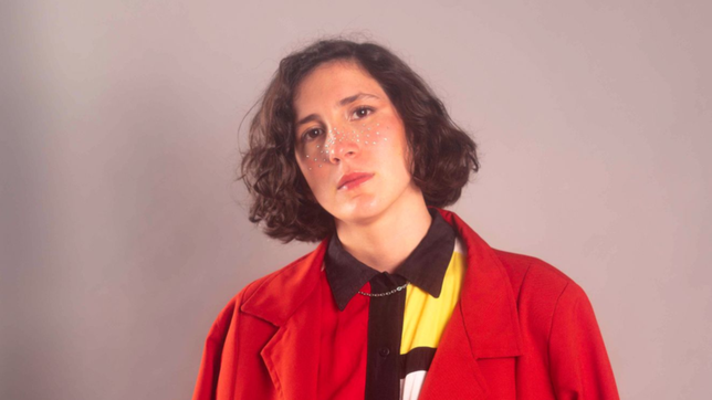 ines mauri: busque llevar hacia a otro lugar esa melancolia, como reirme de mi misma