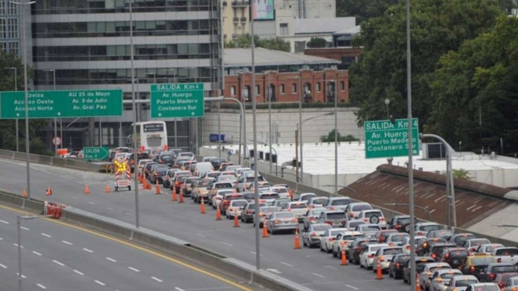 Los platenses que viajaron a CABA padecieron un embotellamiento de siete kilómetros