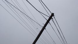 un joven toco un poste de luz y se electrocuto en medio del fuerte temporal un joven toco un poste de luz y se electrocuto en medio del fuerte temporal