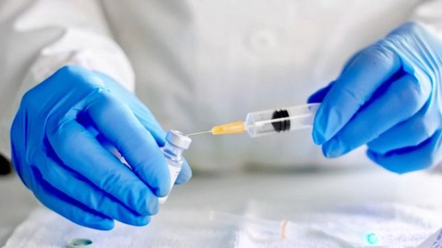 ¿quienes tendran prioridad para recibir la vacuna contra el coronavirus?