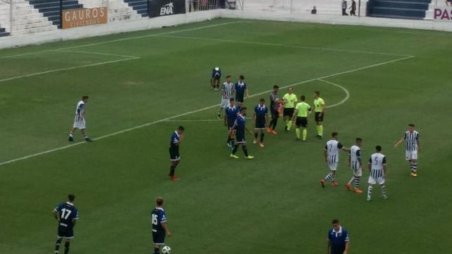 en la previa, la reserva de gimnasia no pudo repetir y perdio 3-1 contra talleres