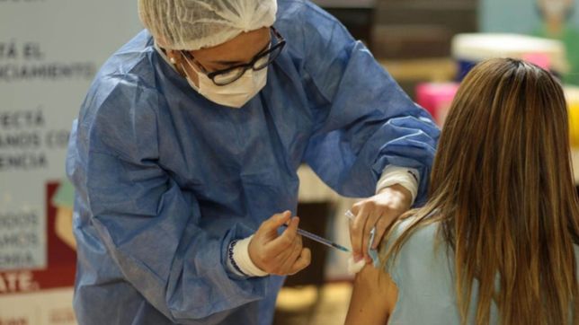 ya hay casi de medio millon de inscriptos de 13 a 17 anos para vacunarse en la provincia