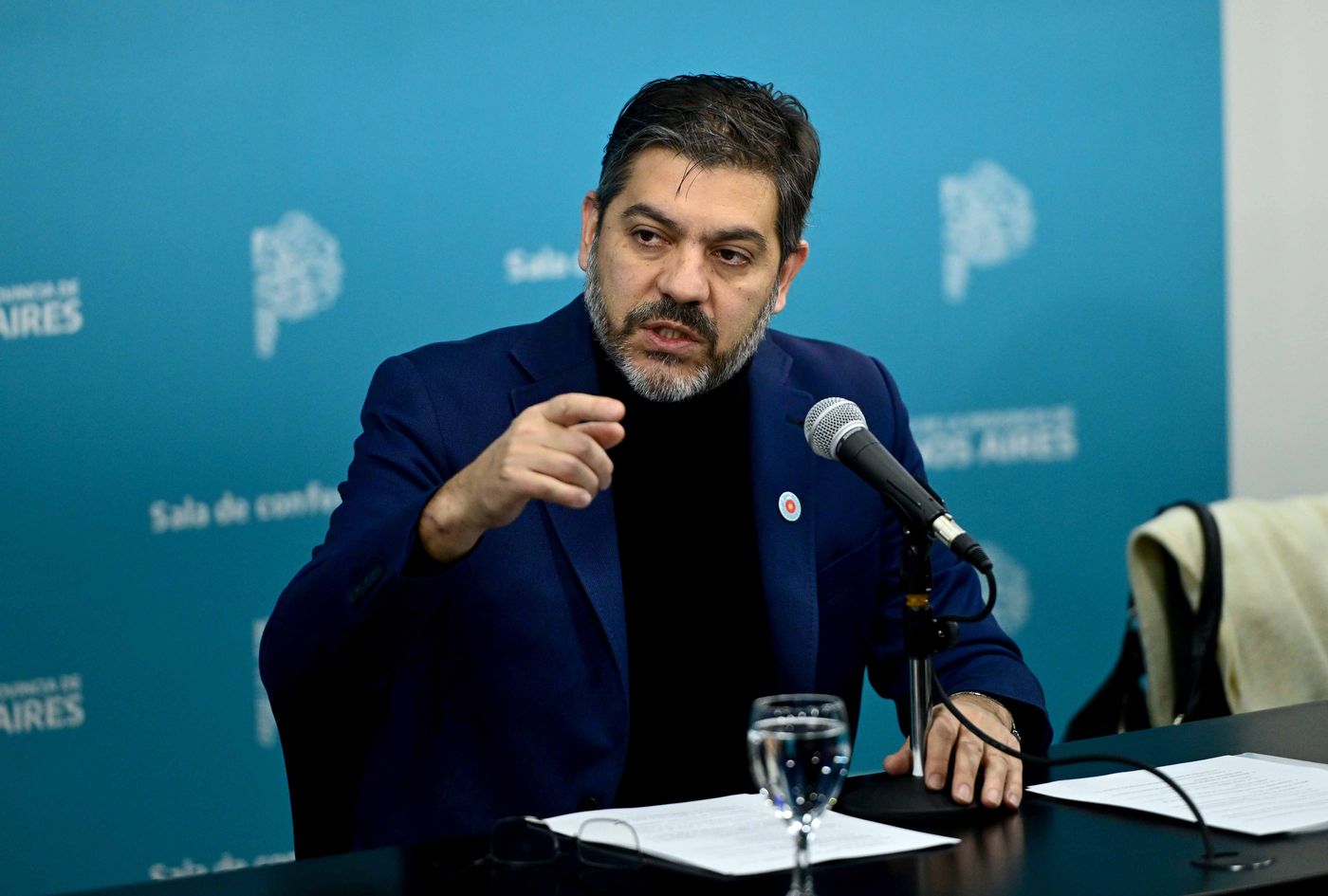 bianco alonso batakis-014