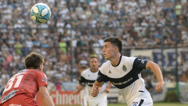 gimnasia: maradona hablo de paradela en italia y ahora suena para reforzar el napoli