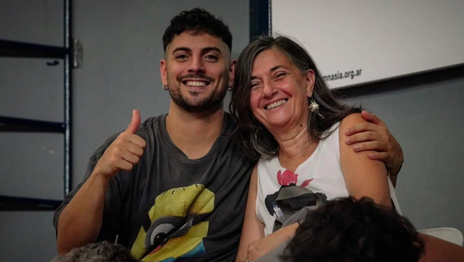 Coscu alentó a Gimnasia en el Poli y festejó el triunfo del equipo de básquet en familia Coscu alentó a Gimnasia en el Poli y festejó el triunfo del equipo de básquet en familia