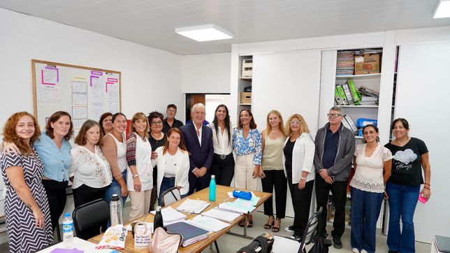 mejoras en escuelas de villa elvira alcanzan a mas de 1.400 estudiantes