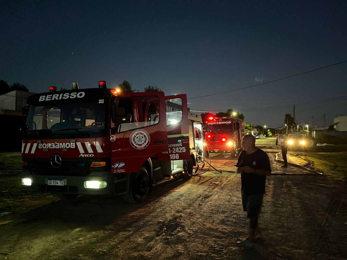 Un incendio destruy&oacute; por completo una casa en Berisso