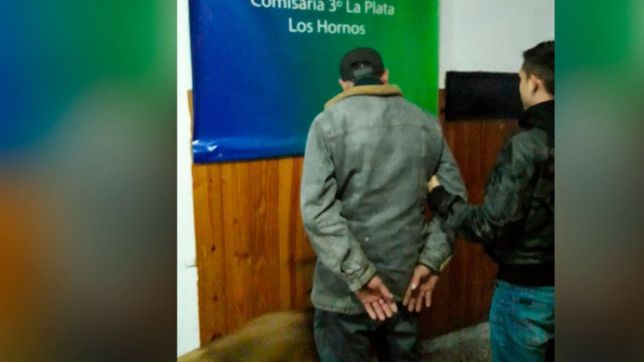golpeo a su expareja, se atrinchero con su hijo de 4 anos y termino detenido