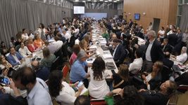 el gobierno consiguio un dictamen de mayoria para la ley omnibus y se votara este jueves el gobierno consiguio un dictamen de mayoria para la ley omnibus y se votara este jueves