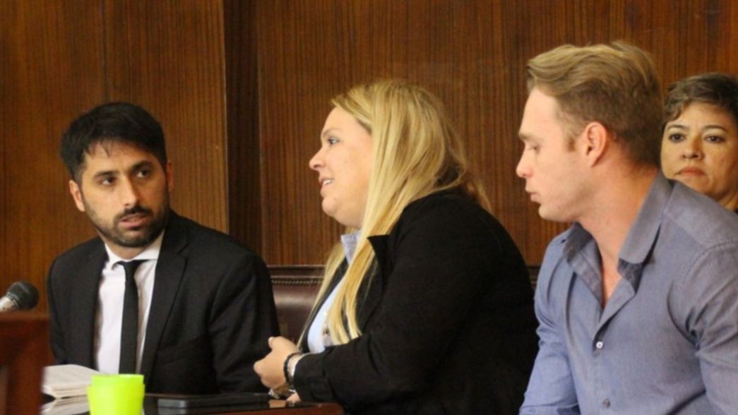 Piden condena para el falso médico juzgado en La Plata que atendió en un hospital público