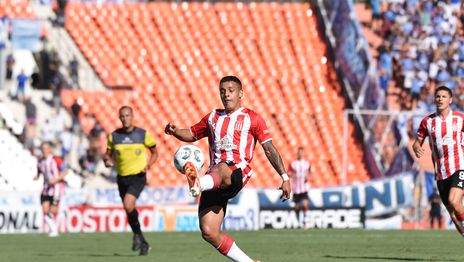 Estudiantes Godoy Cruz Palacios.JPG