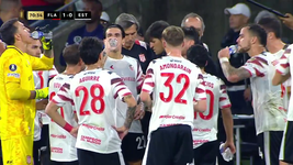 ¿que perdon? nos salvaste mil veces: la fuerte banca de medina a muslera tras el gol de flamengo ¿que perdon? nos salvaste mil veces: la fuerte banca de medina a muslera tras el gol de flamengo