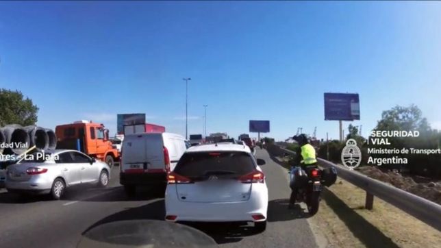 la insolita excusa de un banquinero que fue multado en la autopista la plata-buenos aires