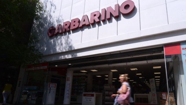 garbarino esta en venta: ¿que puede pasar con los dos locales de la plata?