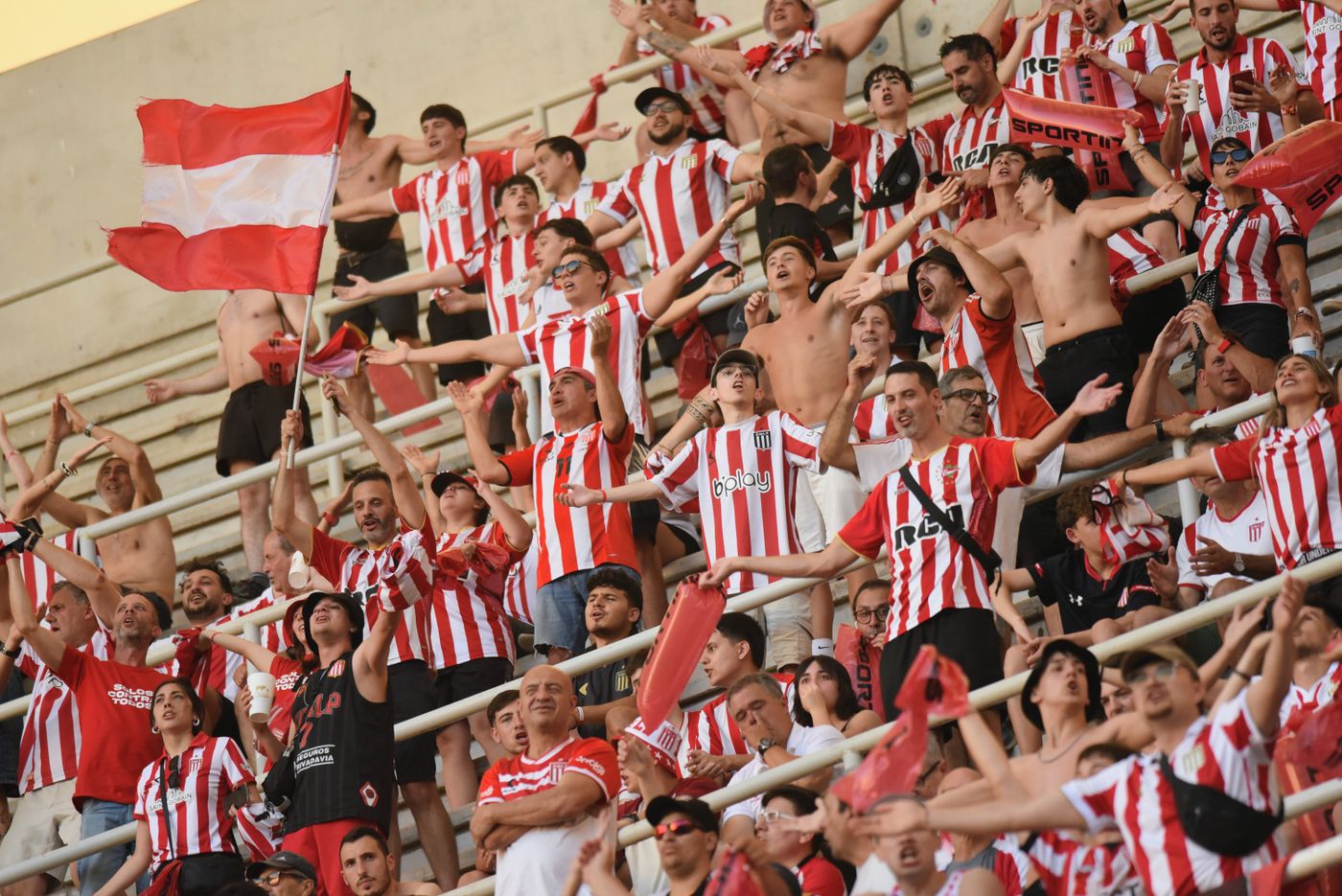 Estudiantes Racing Santiago del Estero hinchas 9