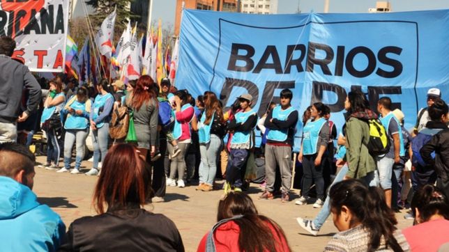 la comuna intenta acordar con organizaciones obras por 15 millones para el resto del ano